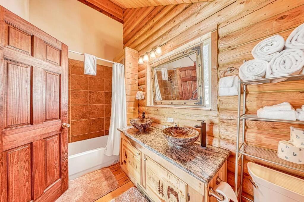 בריאן הד Spectacular Chalet Overlooking The Ski Slopes מראה חיצוני תמונה