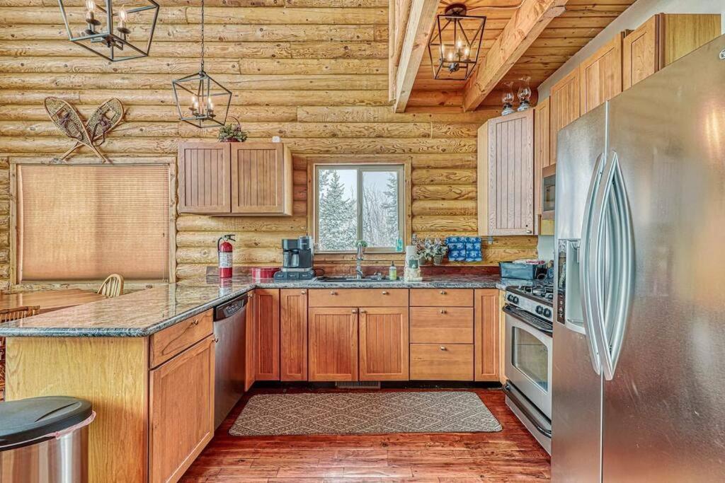 בריאן הד Spectacular Chalet Overlooking The Ski Slopes מראה חיצוני תמונה